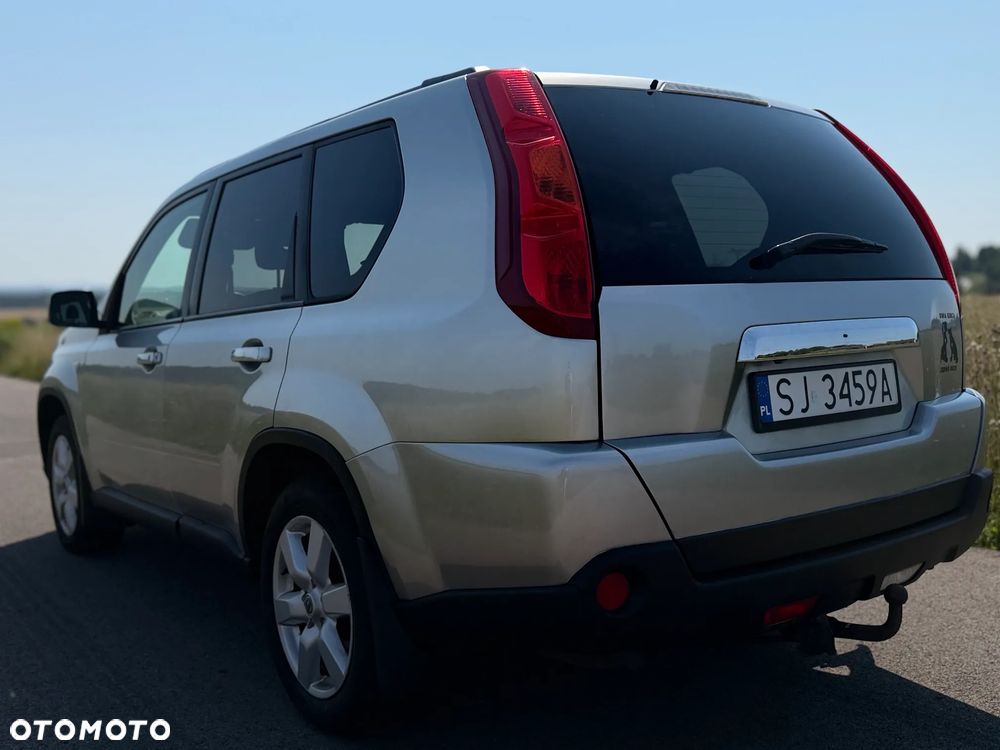 Nissan X-Trail 2.0 dCi 4x4 DPF SE - 20
