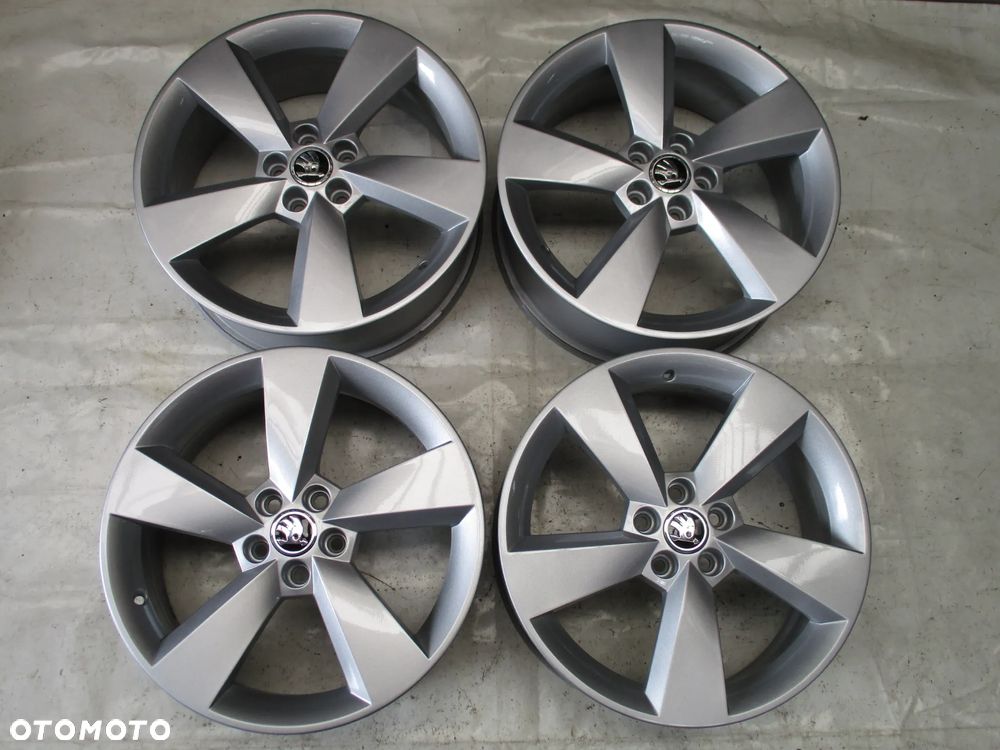 FELGI ALUMINIOWE 17 SKODA FABIA II FABIA III ET46 - 1