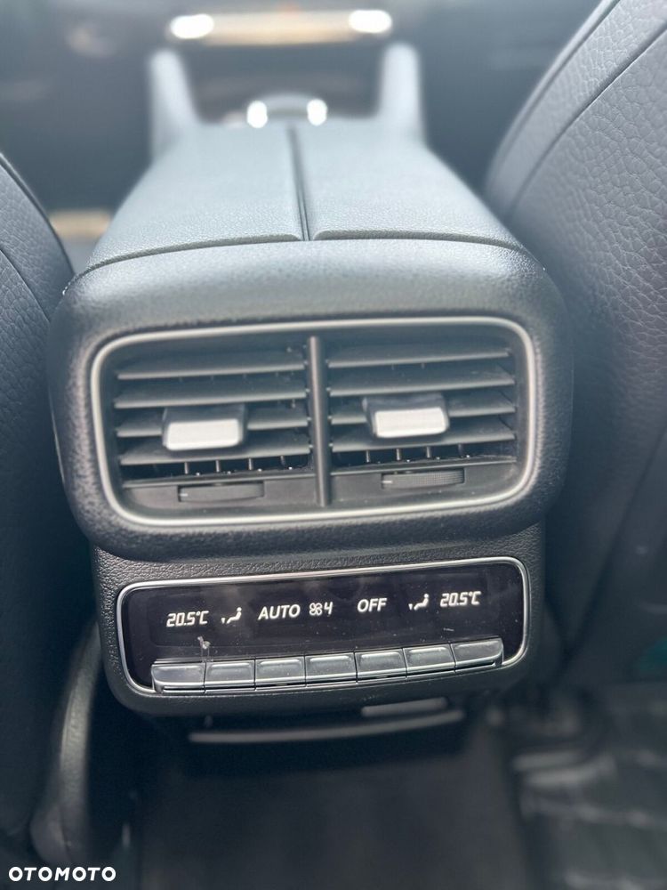 Mercedes-Benz GLS - 36