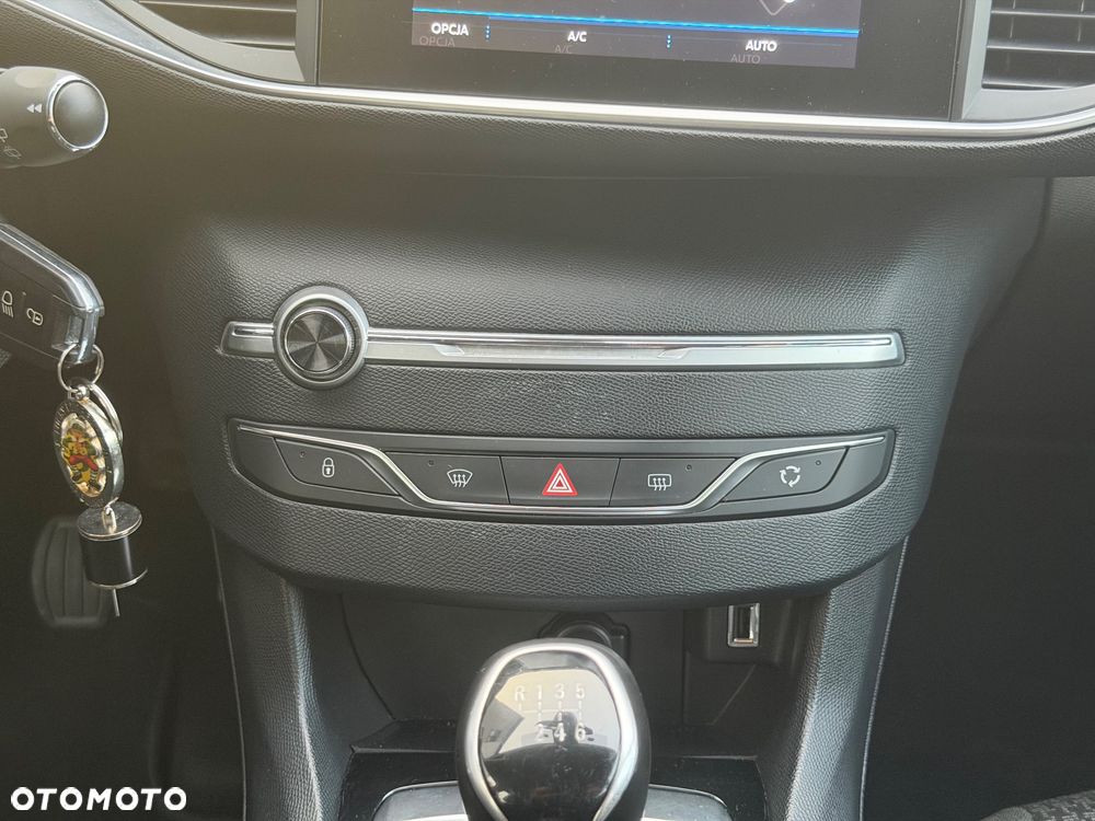Peugeot 308 BlueHDi 100 Stop & Start Active Pack - 17