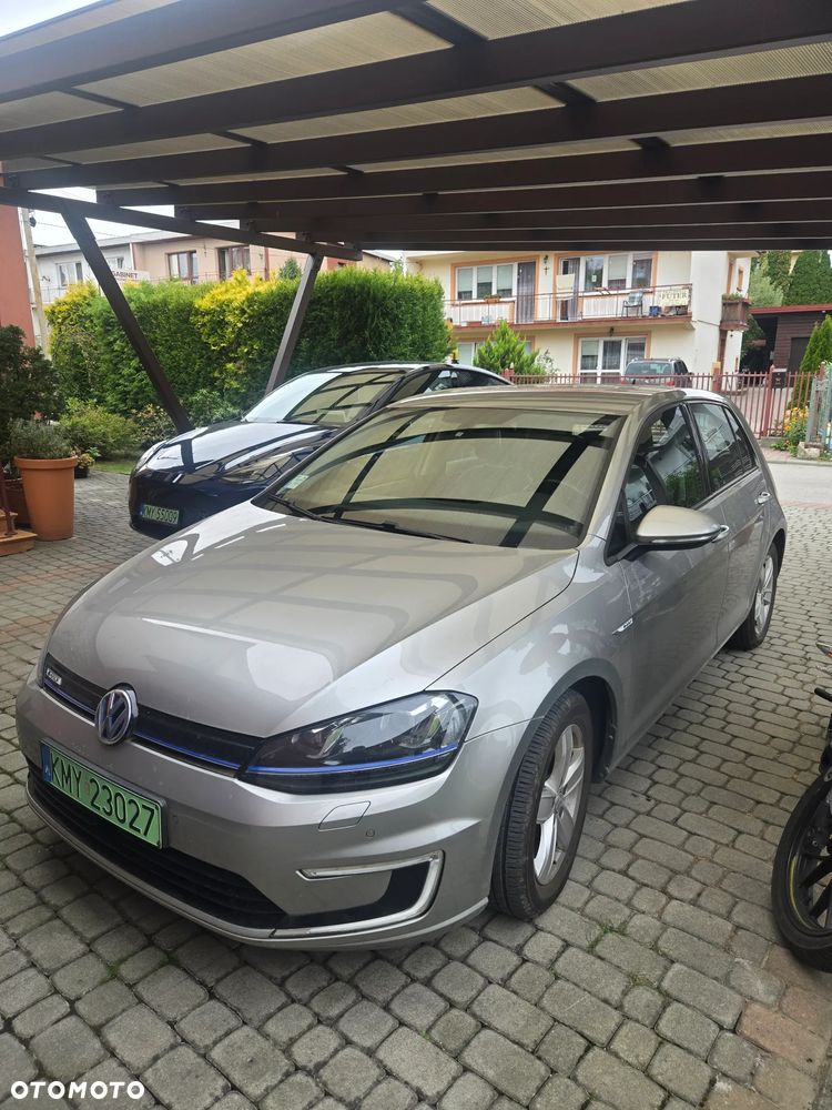 Volkswagen Golf - 9