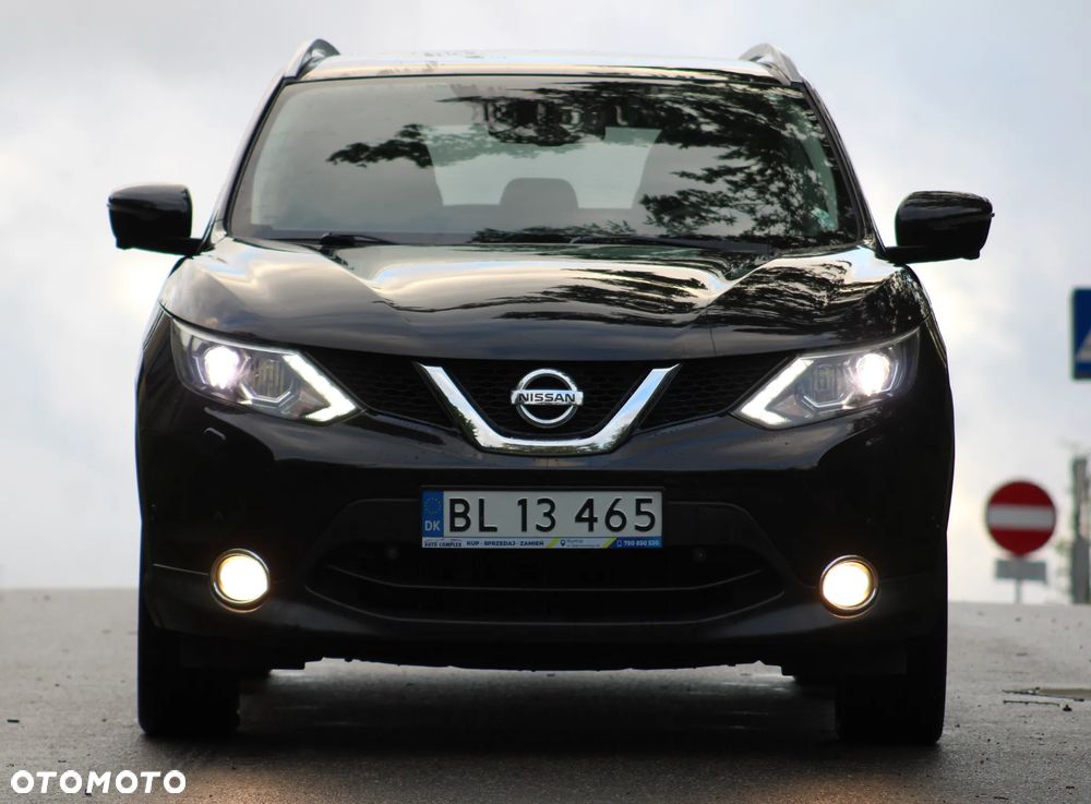Nissan Qashqai 1.6 DIG-T 360 - 1