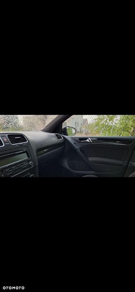 Volkswagen Golf ver-2-0-tsi-gti - 15