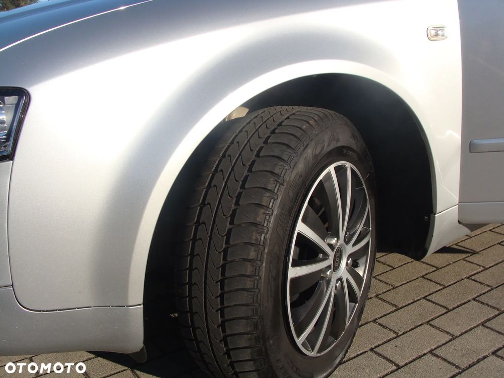 Audi A4 Avant - 34