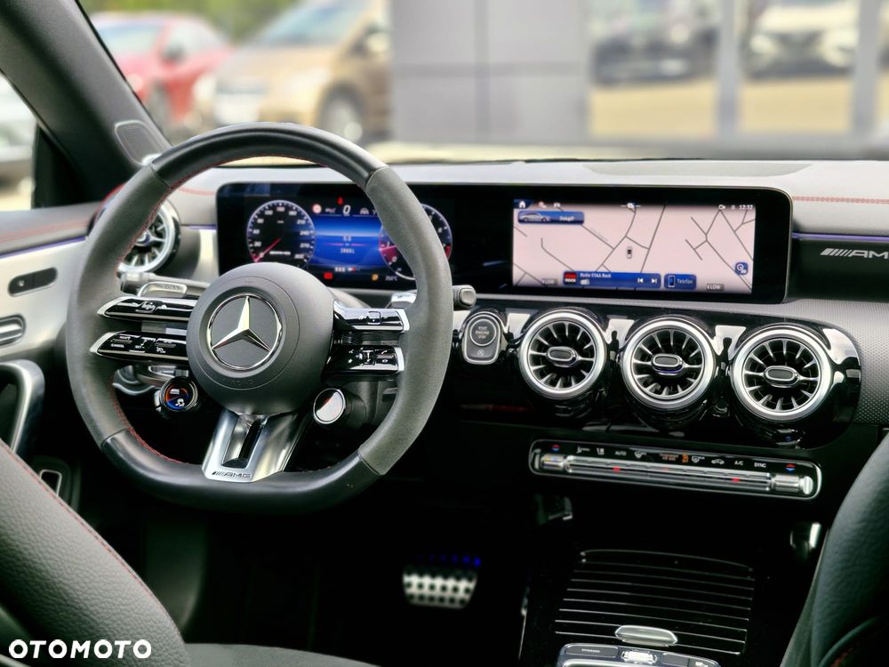 Mercedes-Benz CLA AMG 45 S 4-Matic+ 8G-DCT - 11