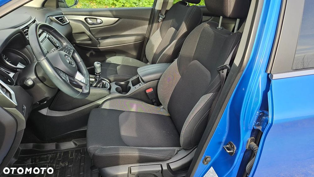 Nissan Qashqai 1.3 DIG-T N-CONNECTA - 18