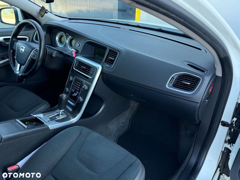 Volvo V60 - 13