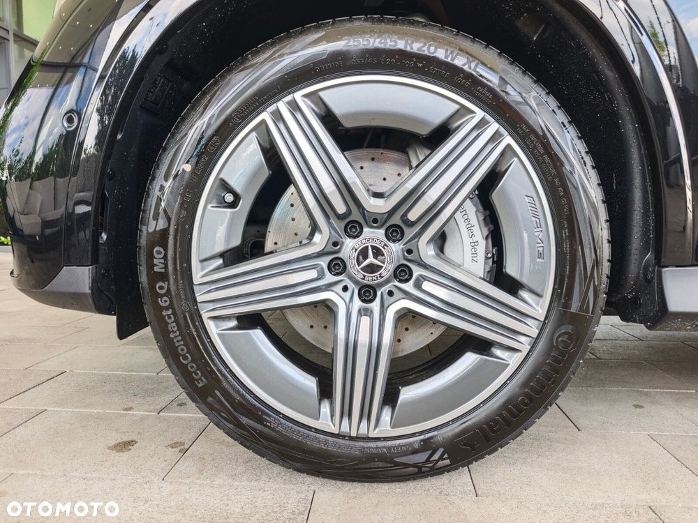 Mercedes-Benz GLC - 9