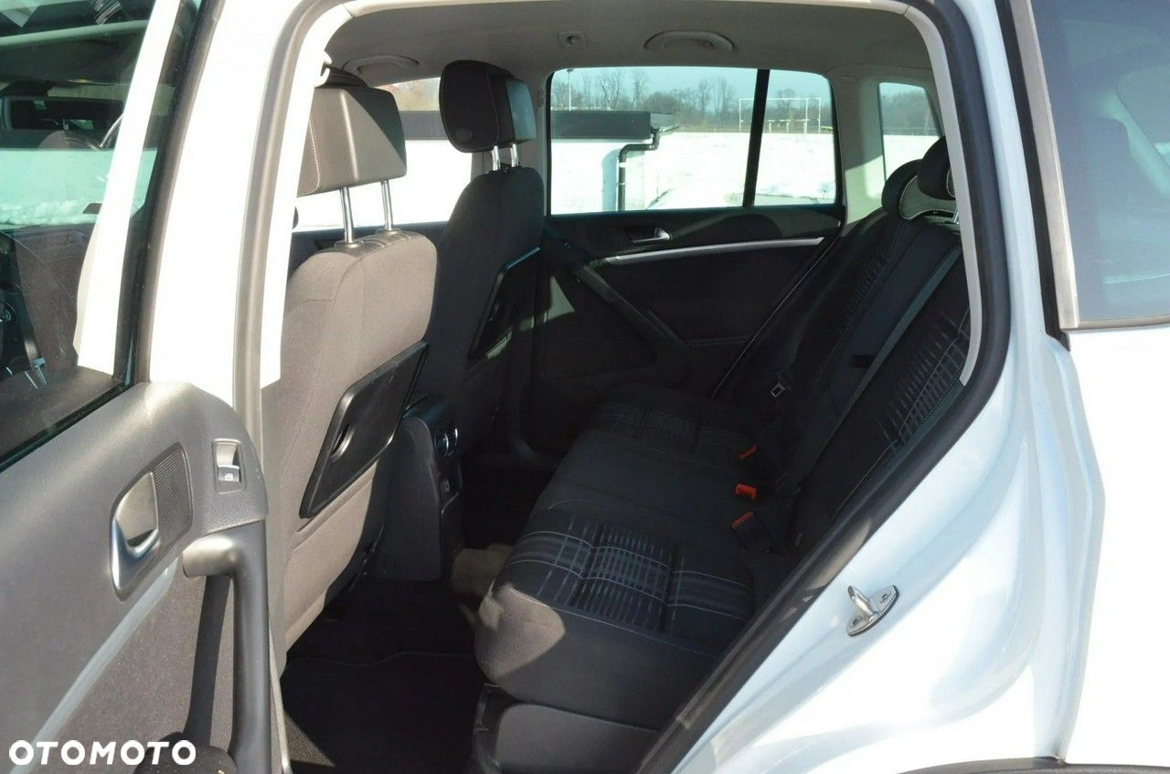 Volkswagen Tiguan - 29
