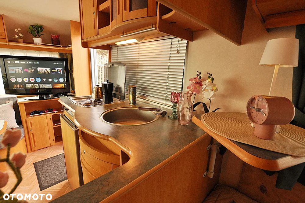 Adria UNICA 462 DP - 13