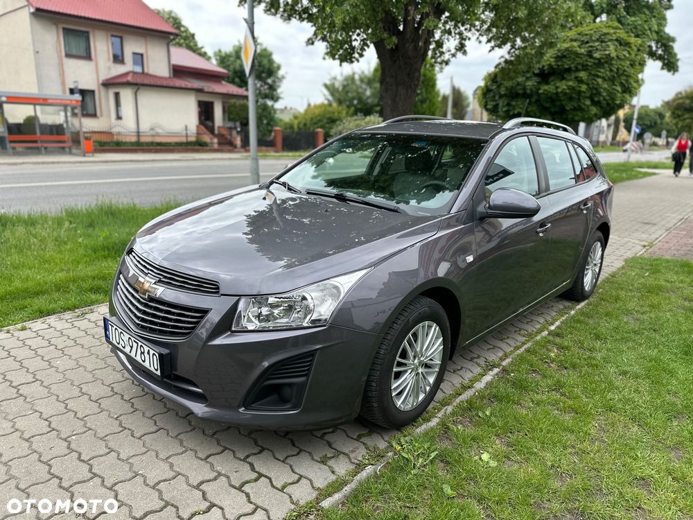 Chevrolet Cruze 1.6 LT - 2