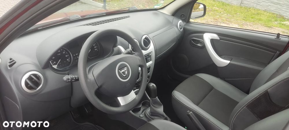 Dacia Sandero 1.6 MPI Stepway - 9