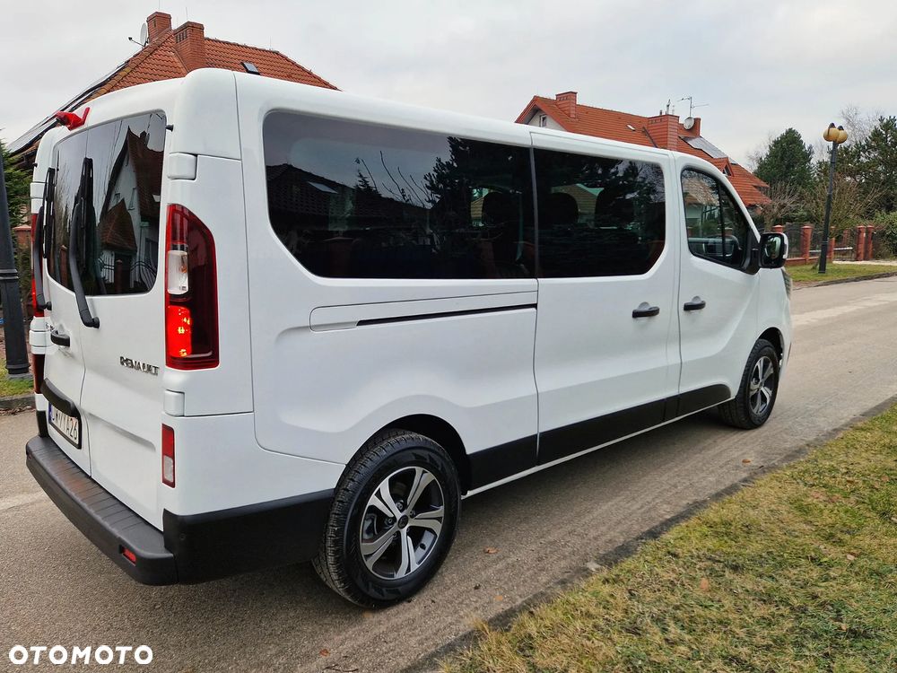 Renault Trafic 2.0 dCi - 6