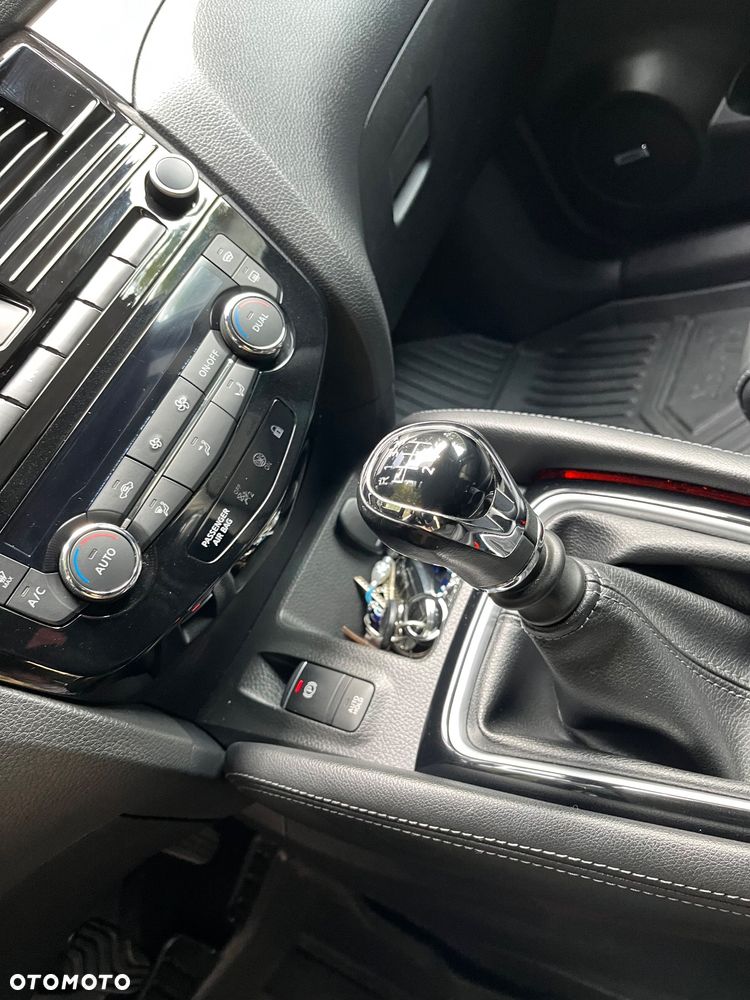 Nissan Qashqai 1.2 DIG-T Tekna EU6 - 10