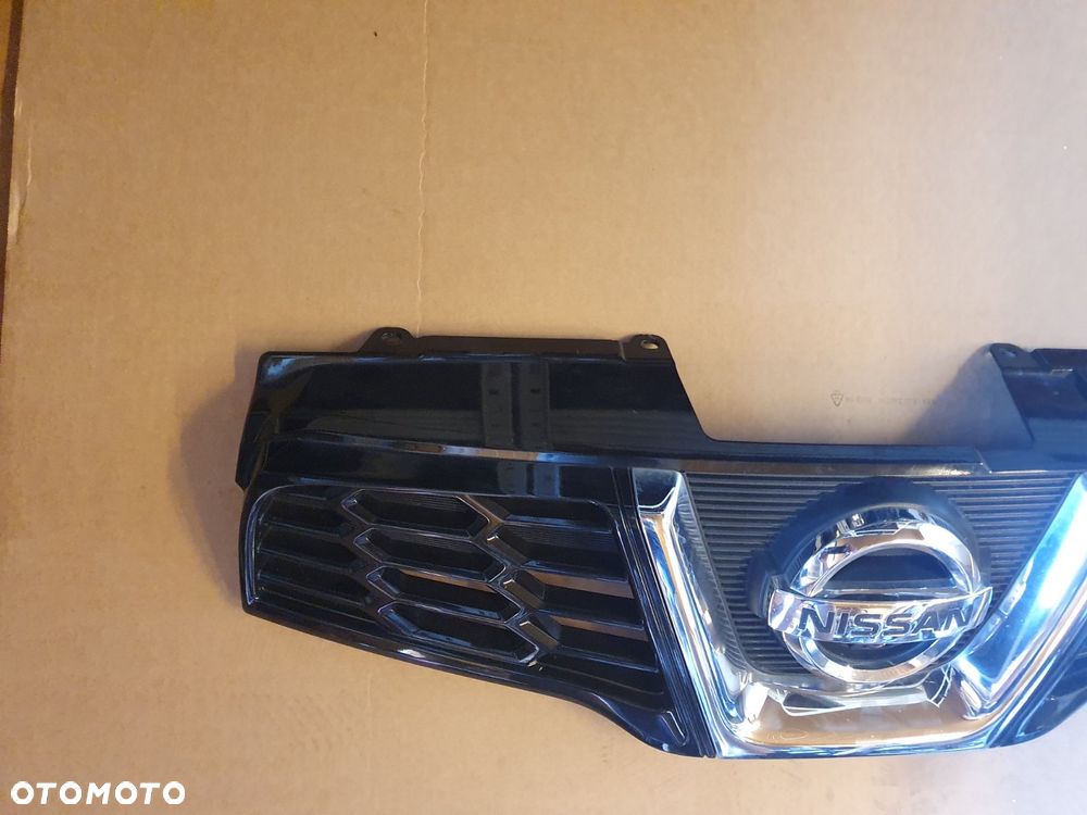 GRILL ATRAPA NISSAN QASHQAI J10 LIFT KAMERA - 4