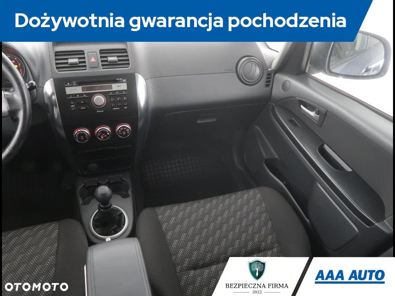 Suzuki SX4 - 9