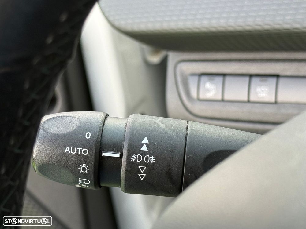 Peugeot 2008 1.6 BlueHDi Crossway - 22
