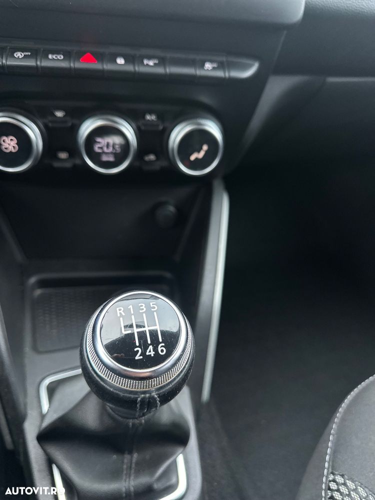 Dacia Duster 1.5 Blue dCi 4WD Prestige - 8