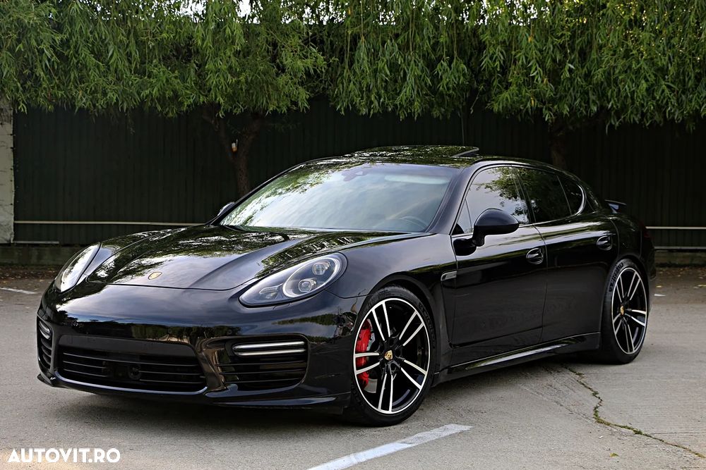 Porsche Panamera - 26
