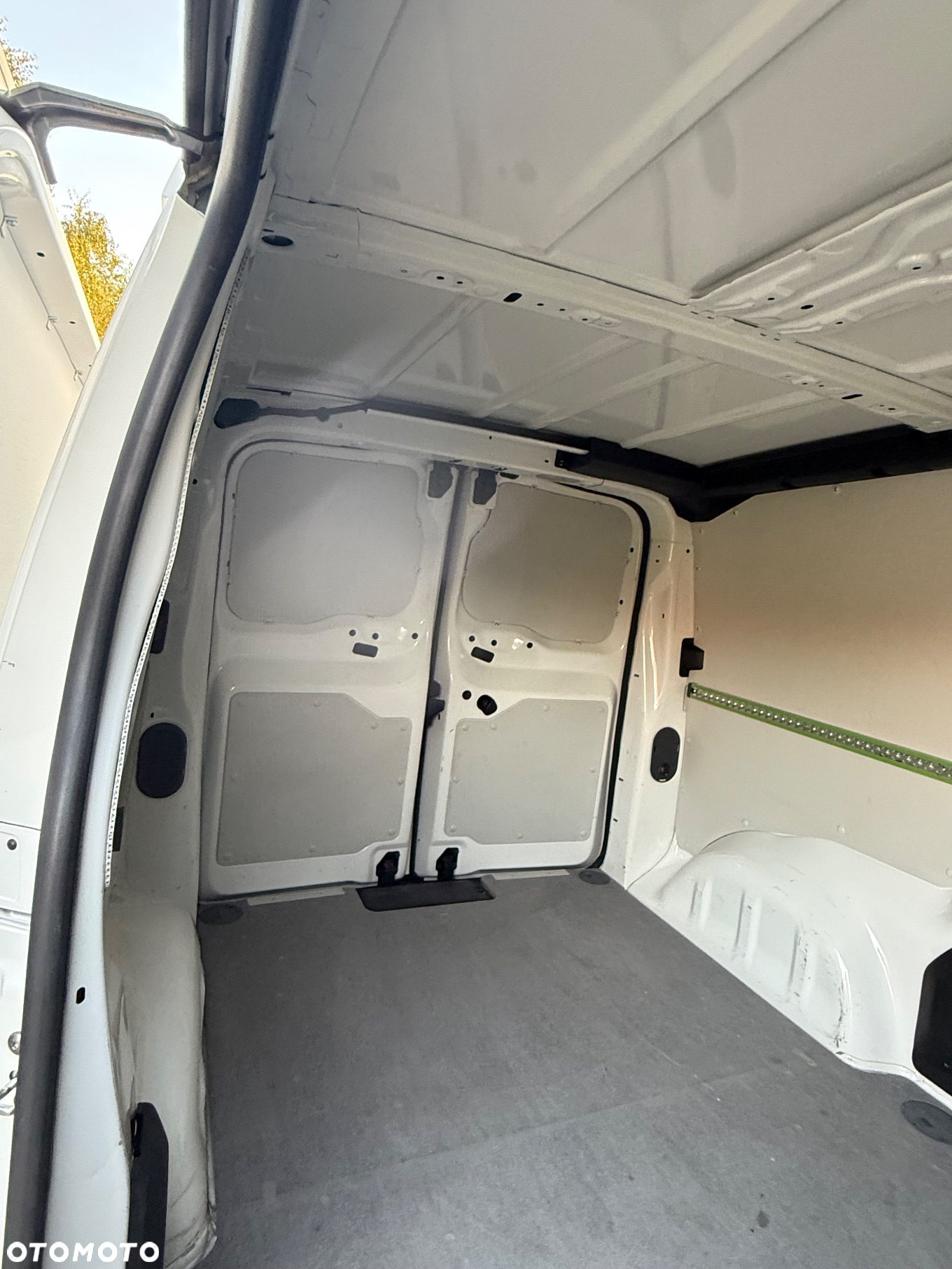 Peugeot Expert - 13