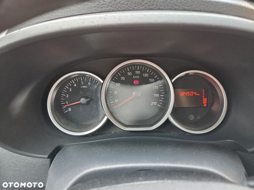Dacia Lodgy 1.6 SCe Laureate S&S - 15