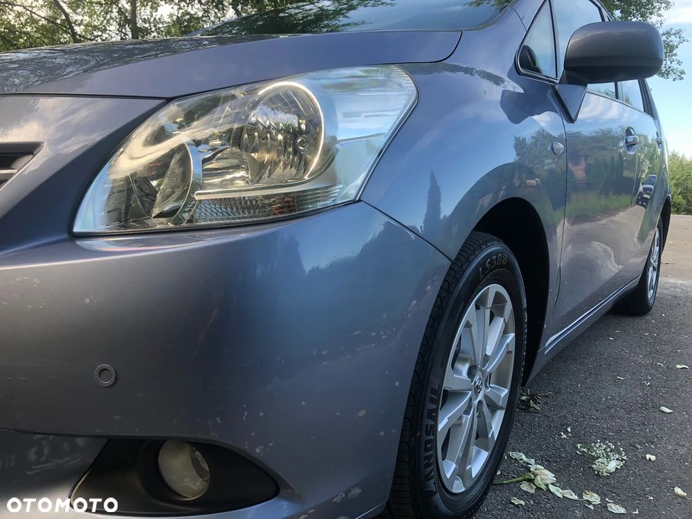 Toyota Verso 1.8 5-Sitzer Executive - 11