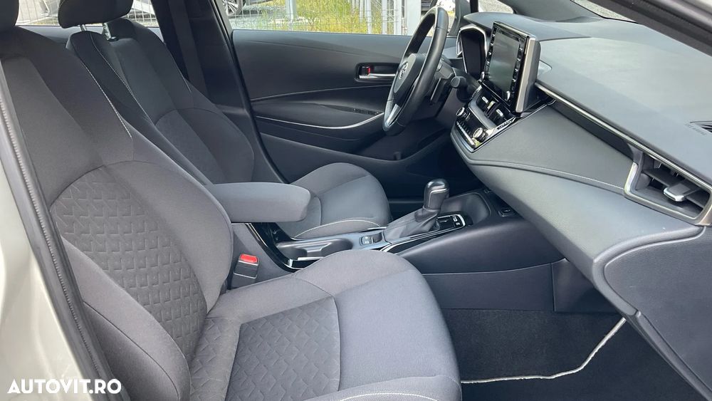 Toyota Corolla 2.0 Business Edition - 14
