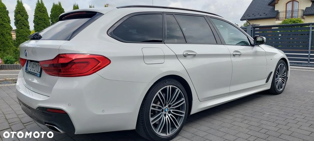 BMW Seria 5 520d M Sport sport - 4