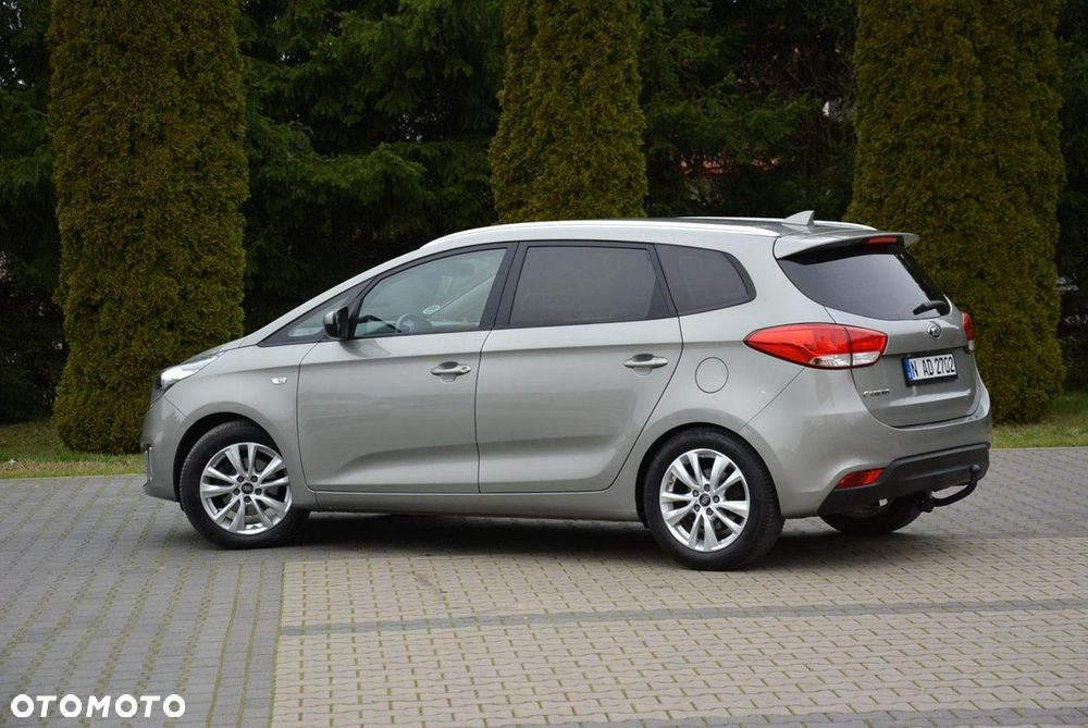Kia Carens 1.6 GDI L 7os EU6 - 6