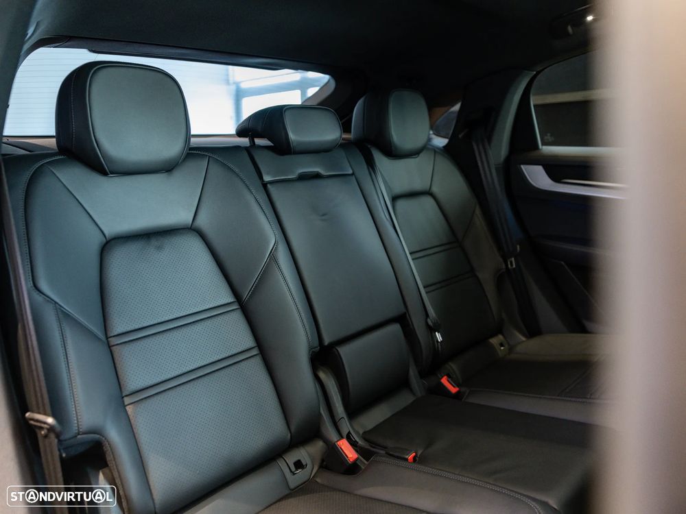 Porsche Cayenne Coupé S E-Hybrid - 40