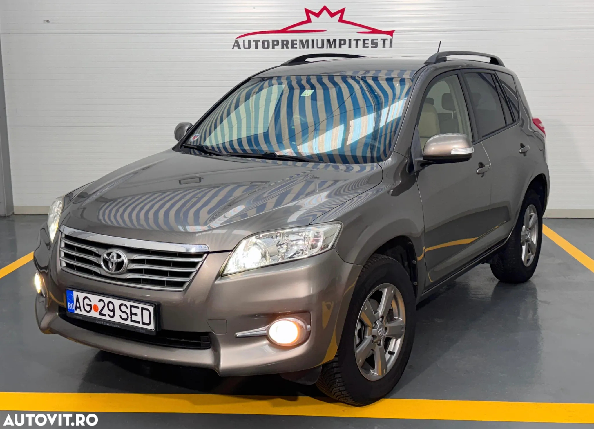 Toyota RAV4 - 5