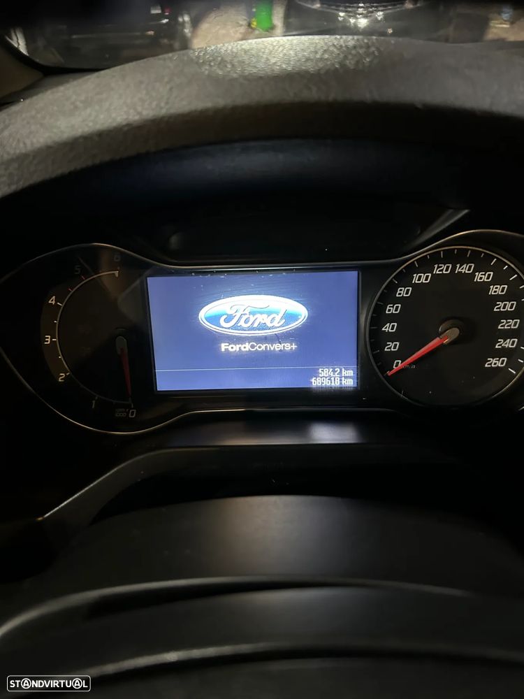 Ford S-Max 2.0 TDCi Titanium 7L 143g - 4