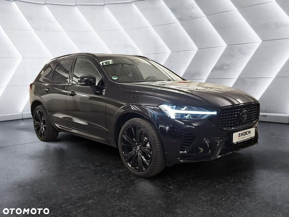 Volvo XC 60 T6 AWD Recharge Plus Black Edition - 4