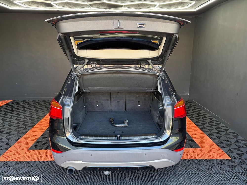 BMW X1 16 d sDrive Line Sport - 27