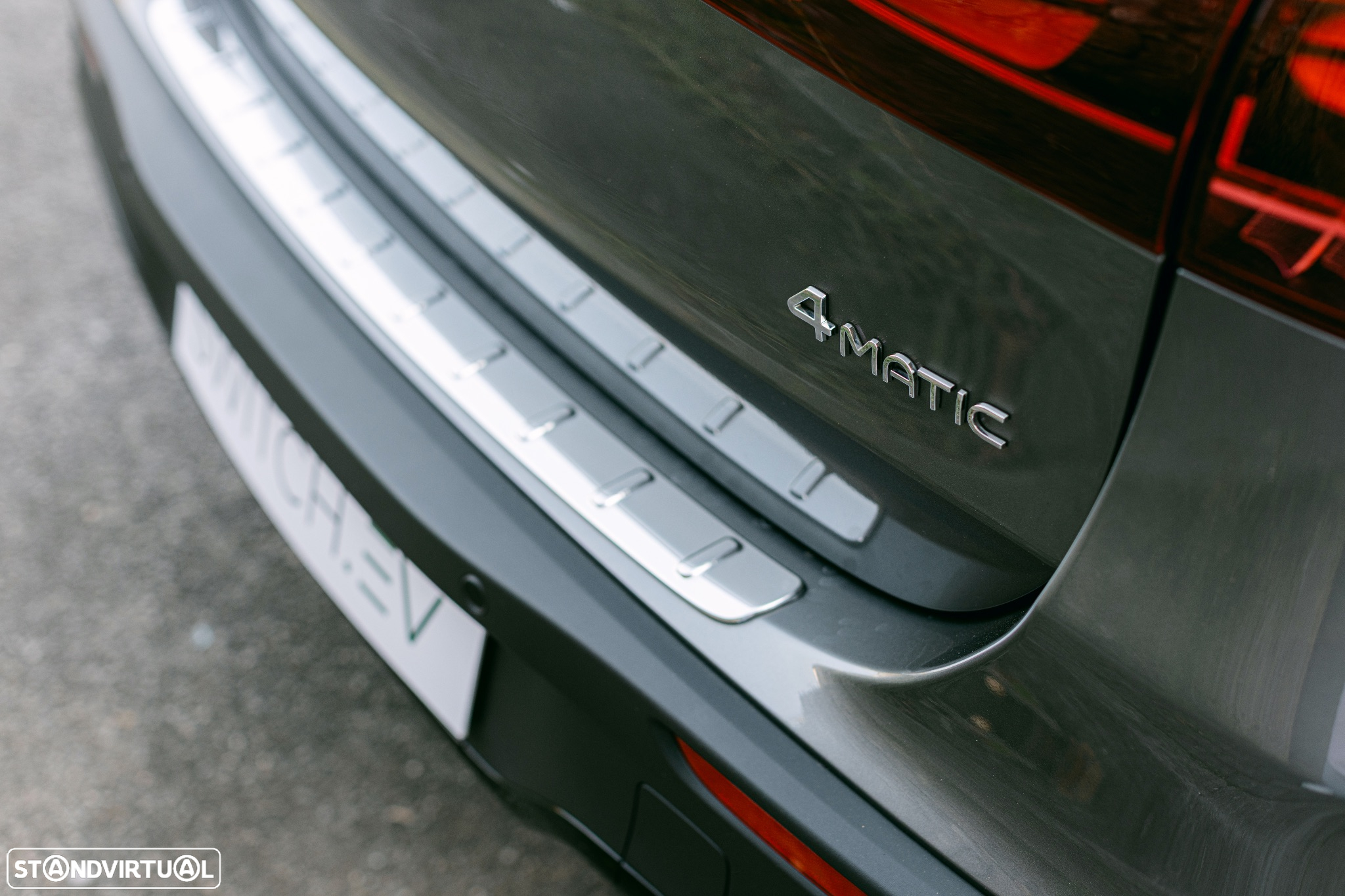Mercedes-Benz EQA 350 4Matic AMG Line - 11