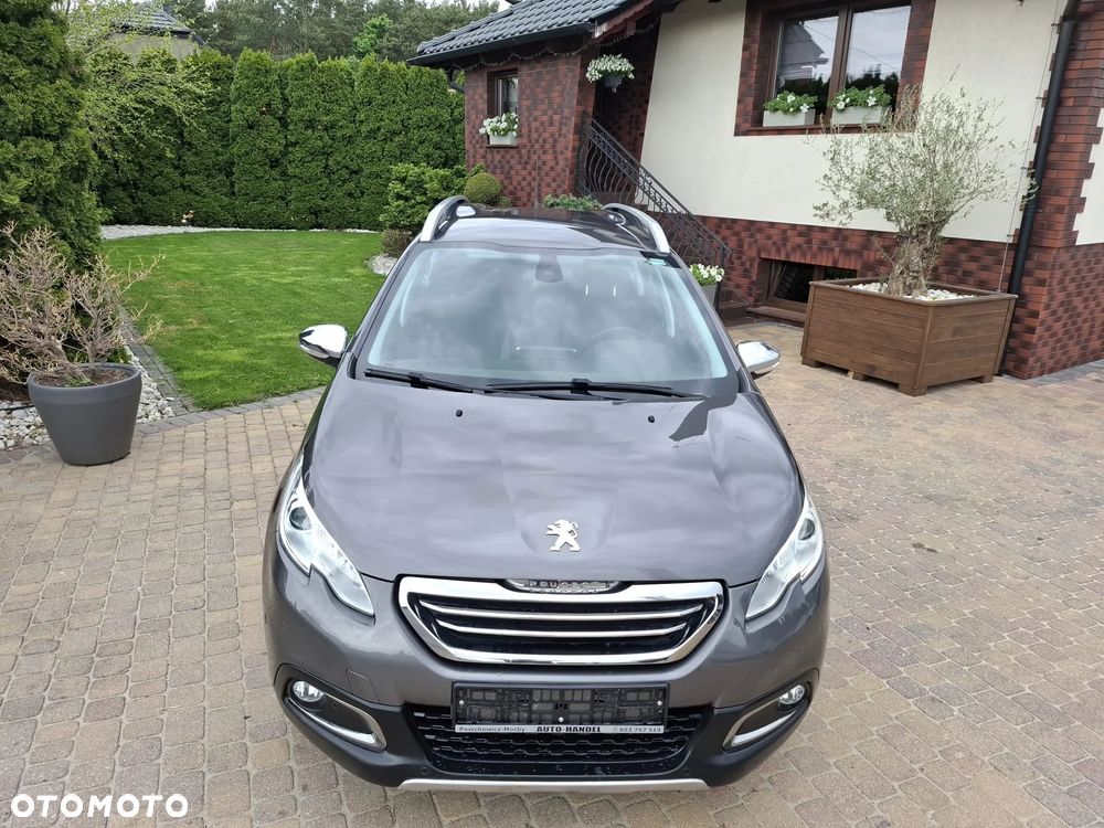 Peugeot 2008 1.2 Pure Tech Allure S&S - 3