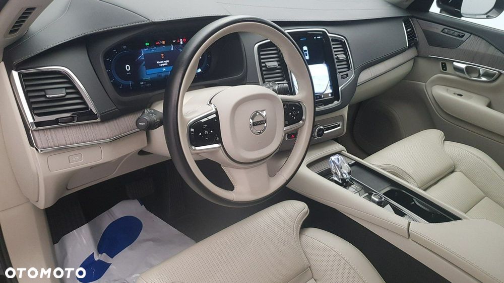 Volvo XC 90 - 14