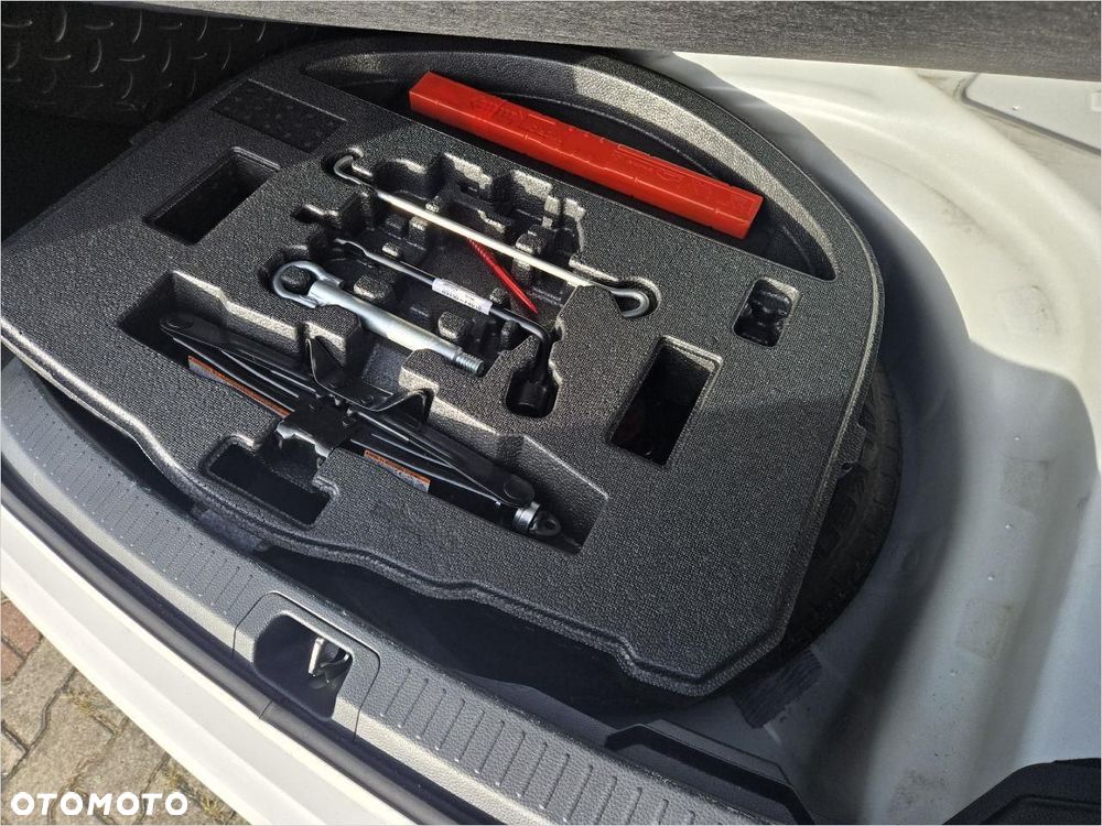 Toyota Corolla 1.8 Hybrid GPF Comfort - 17