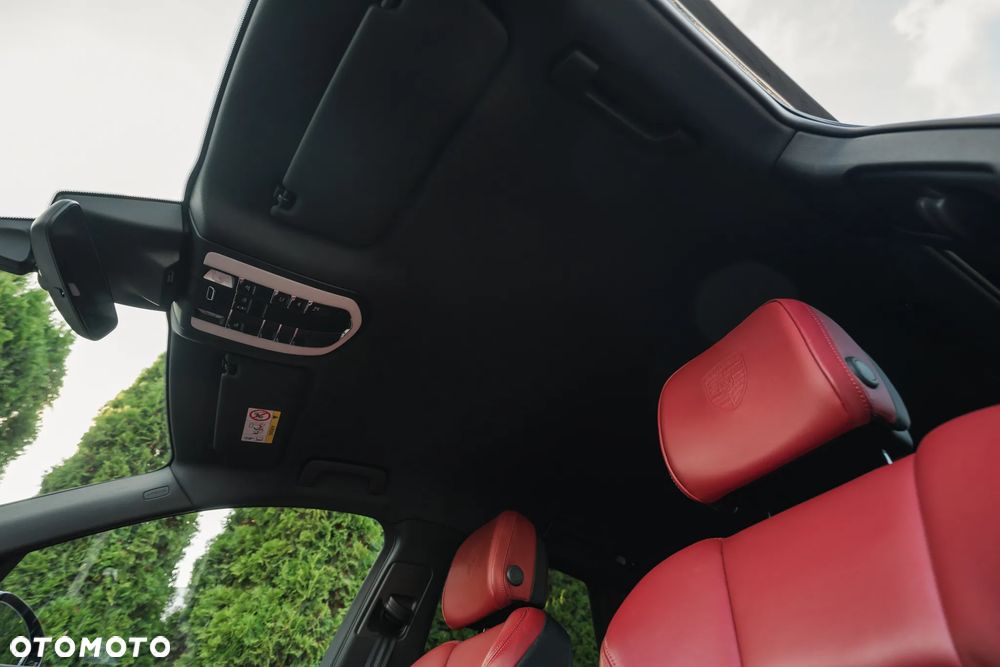 Porsche Macan T - 7
