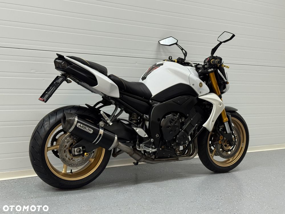 Yamaha FZ8 - 3