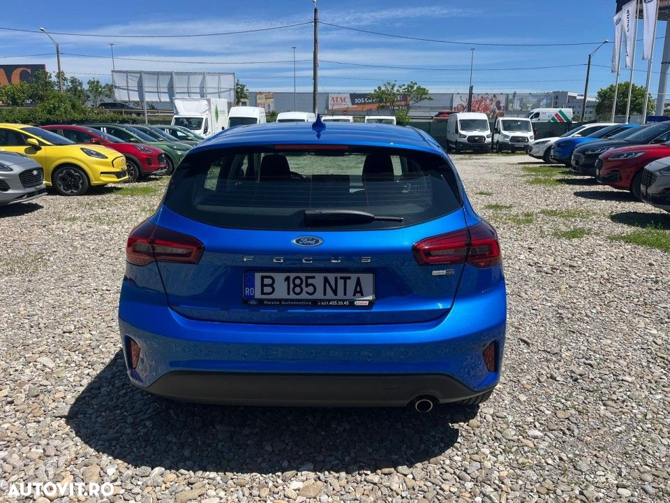 Ford Focus - 5