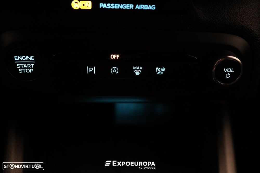 Ford Focus SW 1.0 EcoBoost Hybrid Aut. TITANIUM - 23