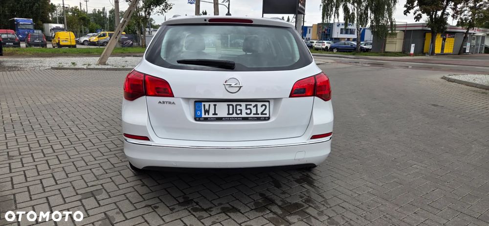 Opel Astra 1.6 Color Edition - 14