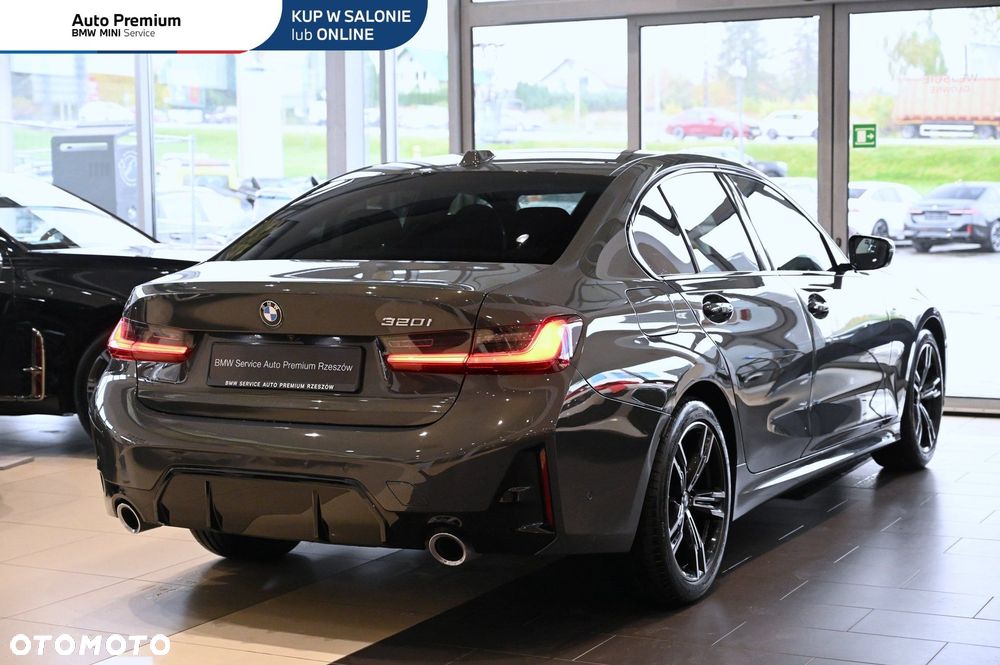 BMW Seria 3 320i M Sport - 6