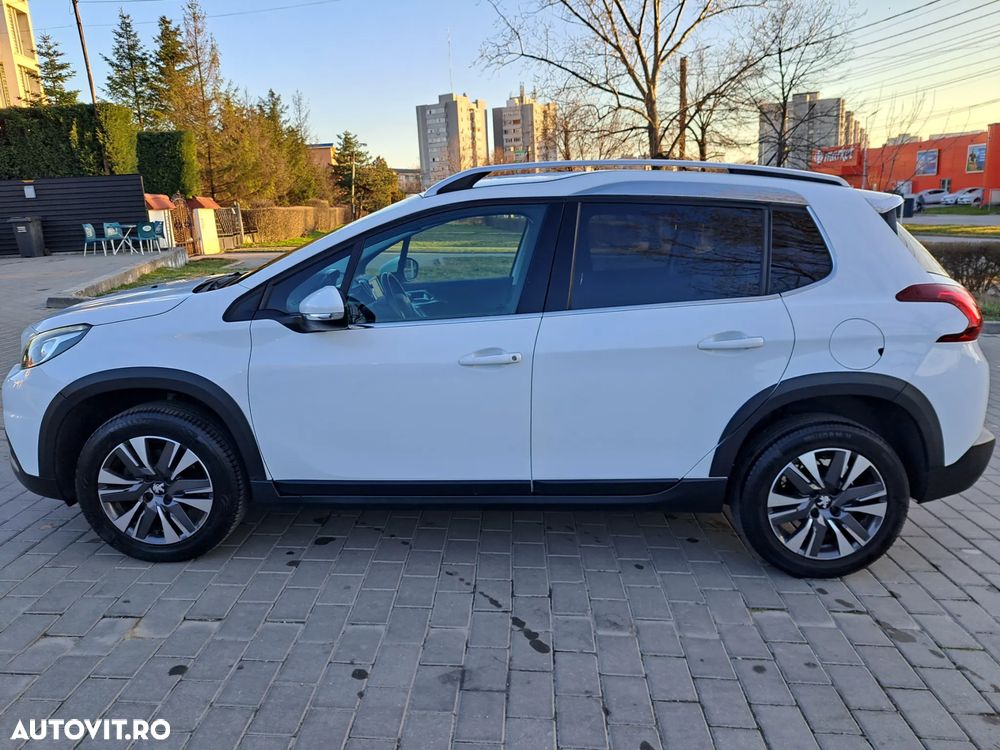 Peugeot 2008 PureTech 130 GPF Stop&Start Allure - 4