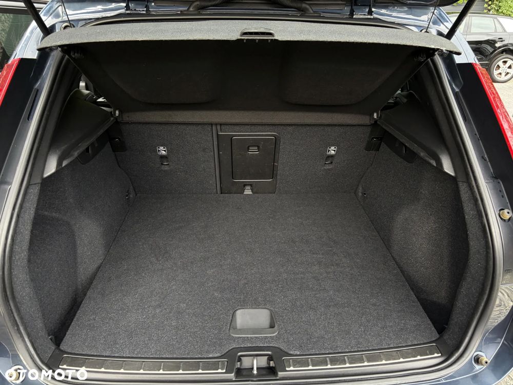 Volvo XC 40 D3 SCR Inscription - 36