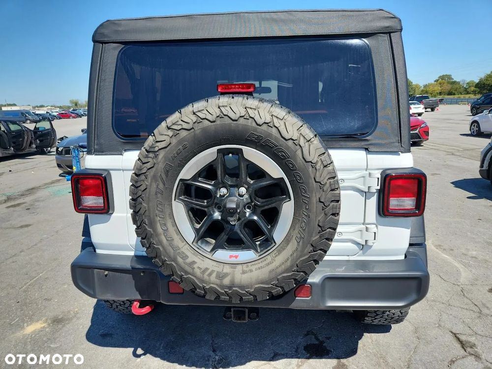 Jeep Wrangler - 6