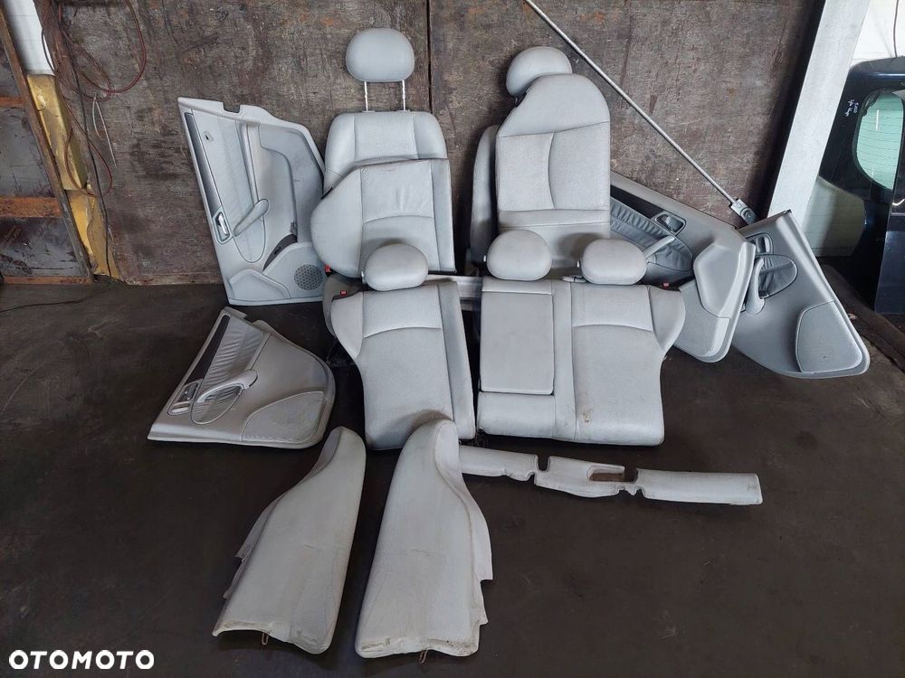 KOMPLET FOTELI  PRZÓD KANAPA TYŁ BOCZKI MERCEDES-BENZ W203 S270 - 1