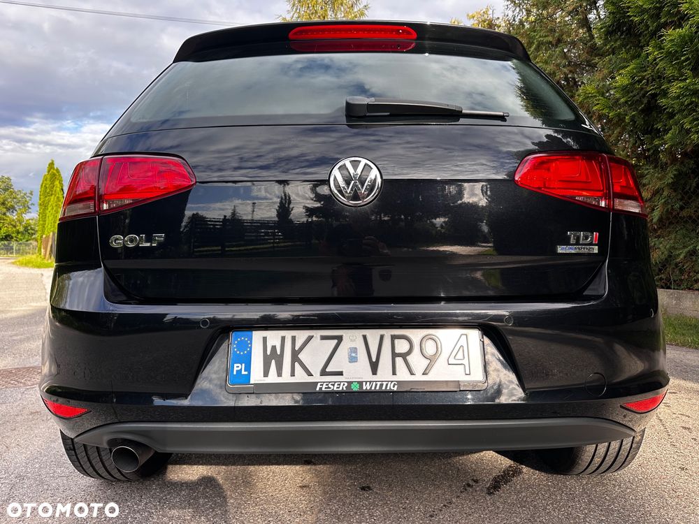 Volkswagen Golf 1.6 TDI BlueMotion Technology Comfortline - 16