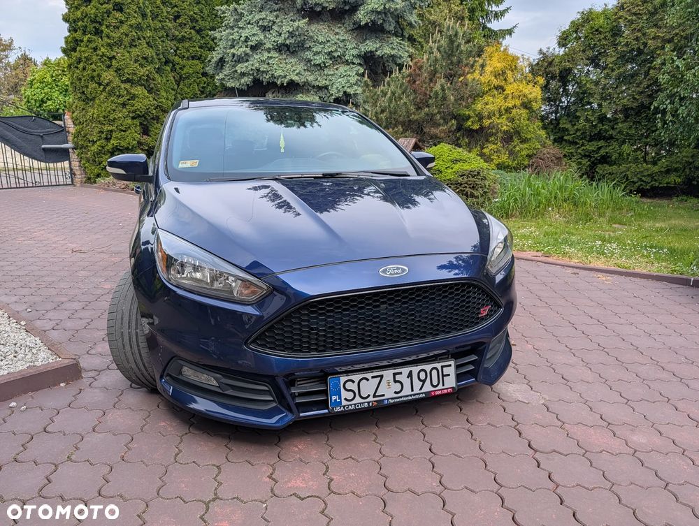 Ford Focus ST - 6